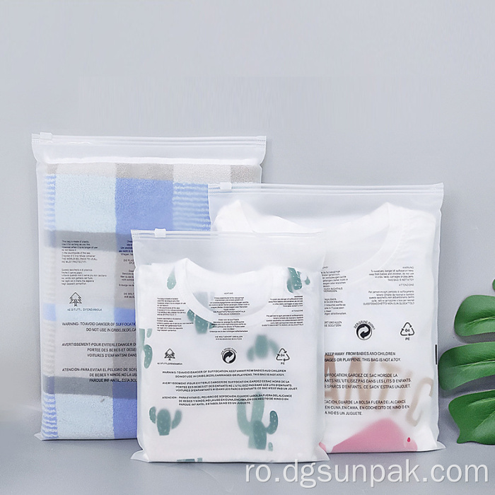 saci de plastic cu fermoar matat imprimate personalizat